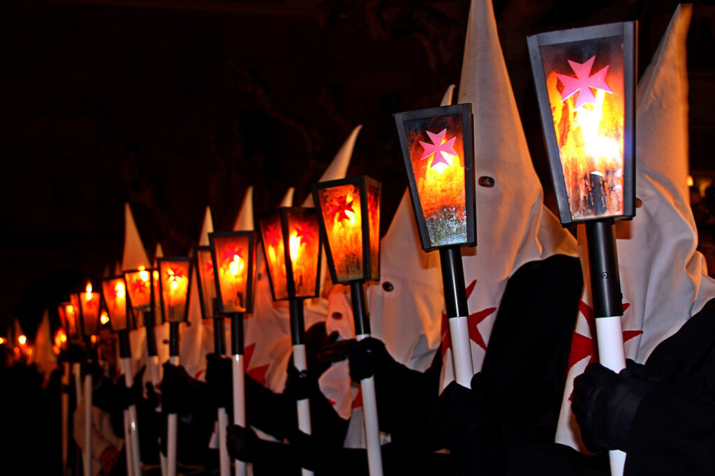 Hábito Santísimo Cristo del Amparo. © José Luis Peñas