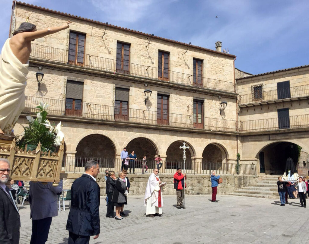 Fermoselle - Procesion del Resucitado