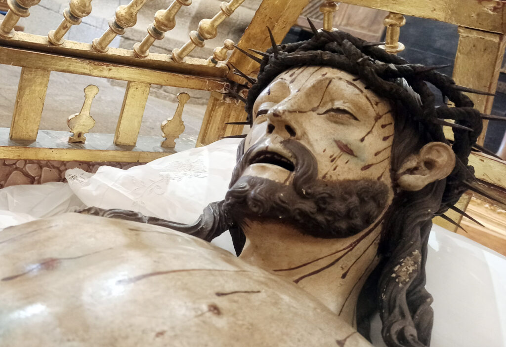 Puebla de Sanabria - Cristo en la urna